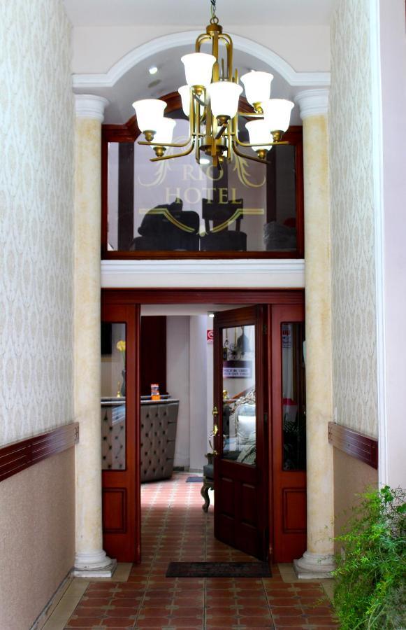 Rio Hotel Riobamba Exterior photo
