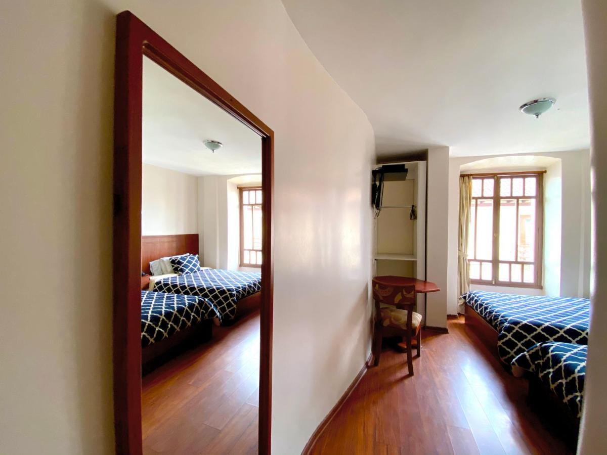Rio Hotel Riobamba Exterior photo
