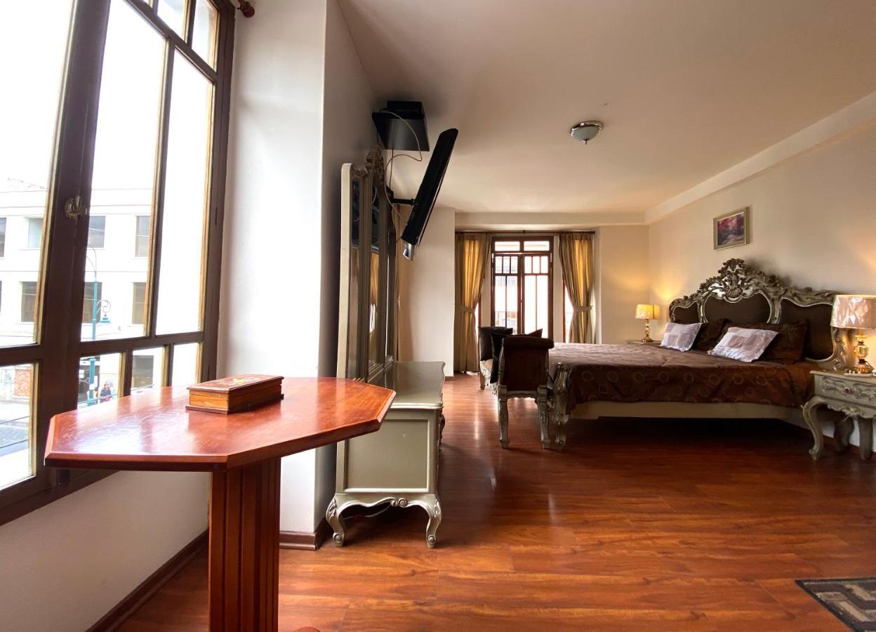 Rio Hotel Riobamba Exterior photo